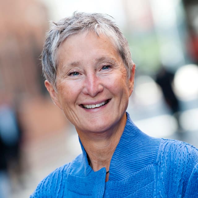 Bidragsyter Peggy Simcic Brønn